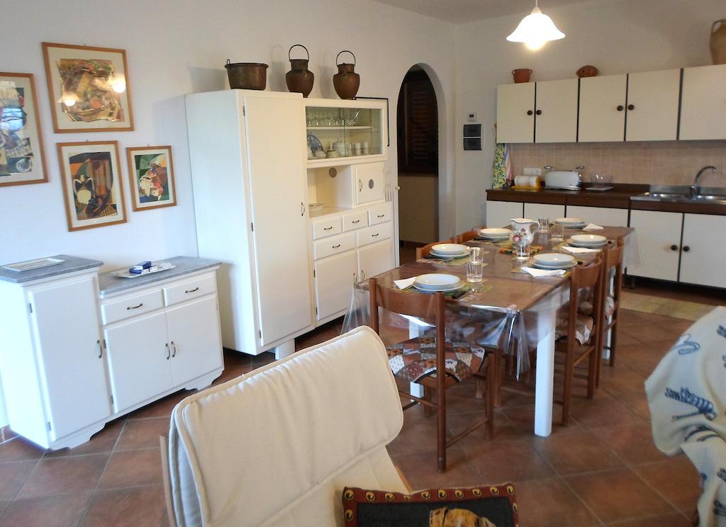 I 3 Cipressi Villa Chiassa Superiore Стая снимка